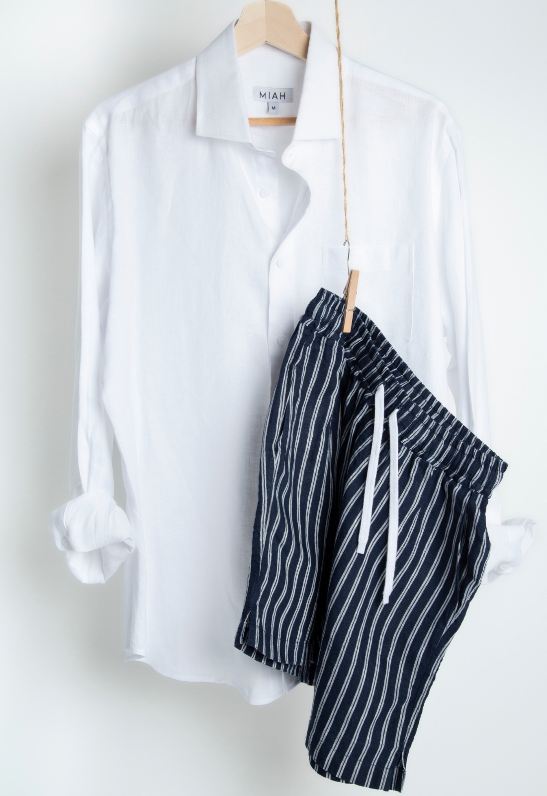 THE LINEN SHIRT - White